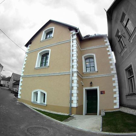 Old House Acomodação com café da manhã Hradec nad Moravici Exterior foto